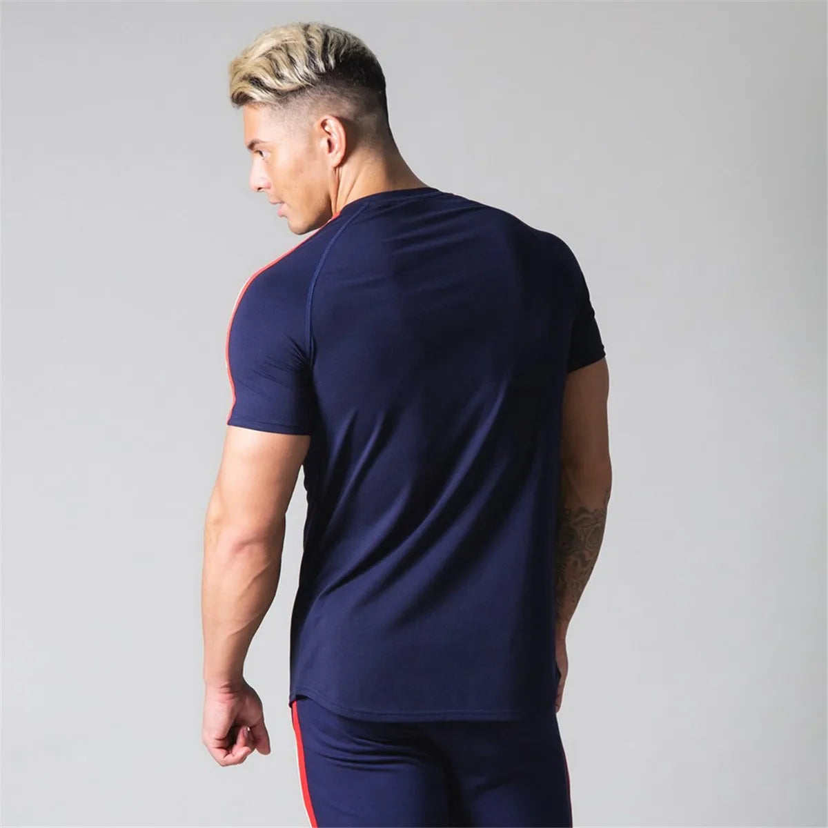 Gym Fitness Shirt Men Running Sport Skinny T-shirt Short Sleeve Cotton Tee Top Summer Male Bodybuilding Training Workout Apparel